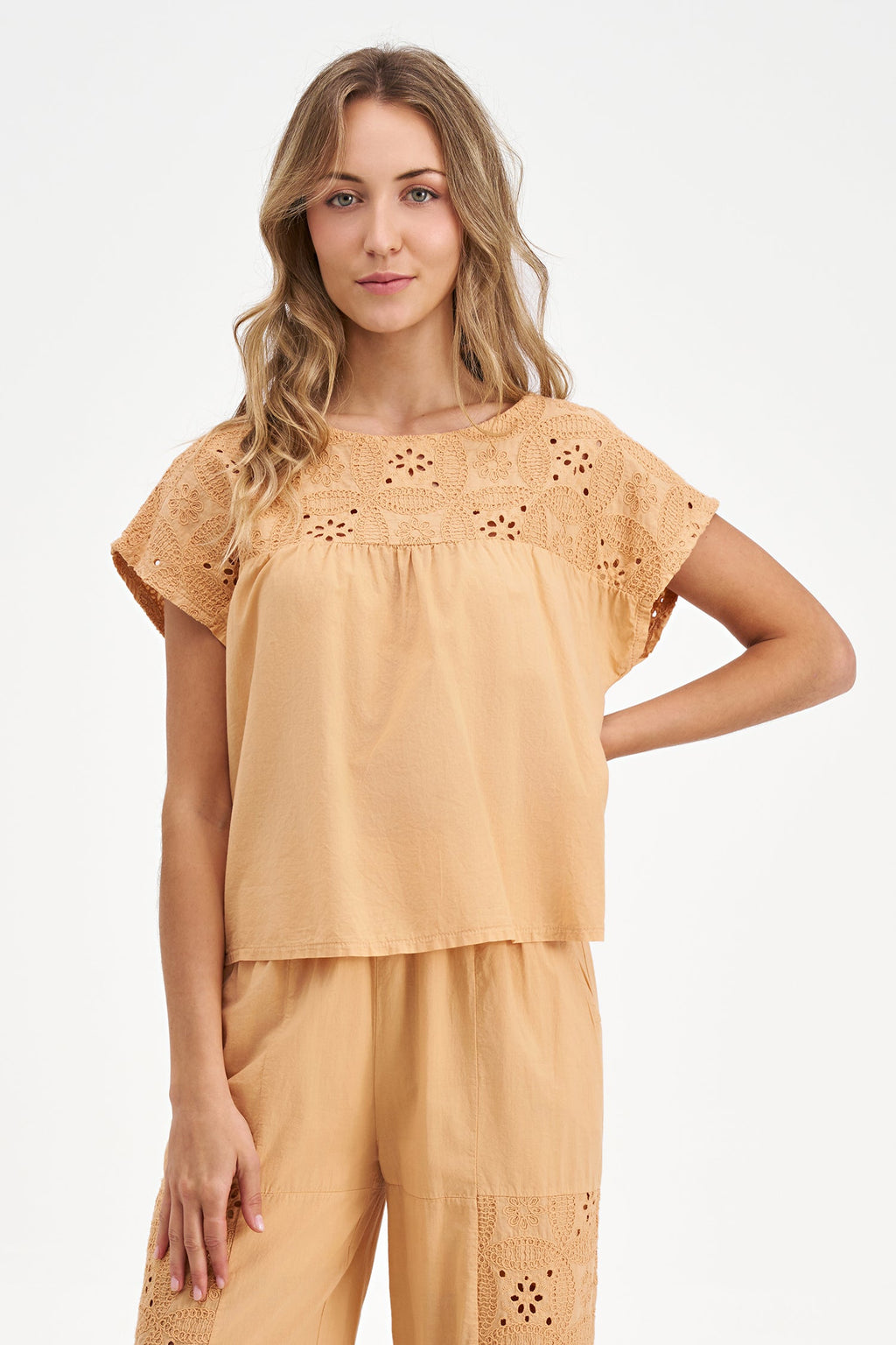 Women's Woven Top