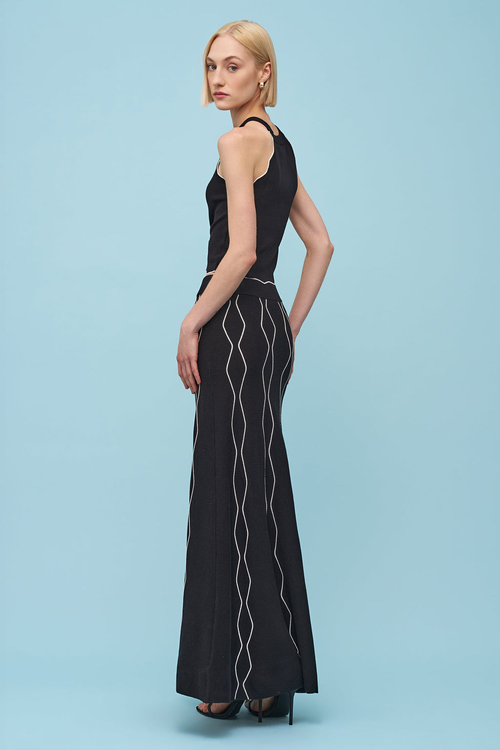 Women's Knit Top - Sleeveless