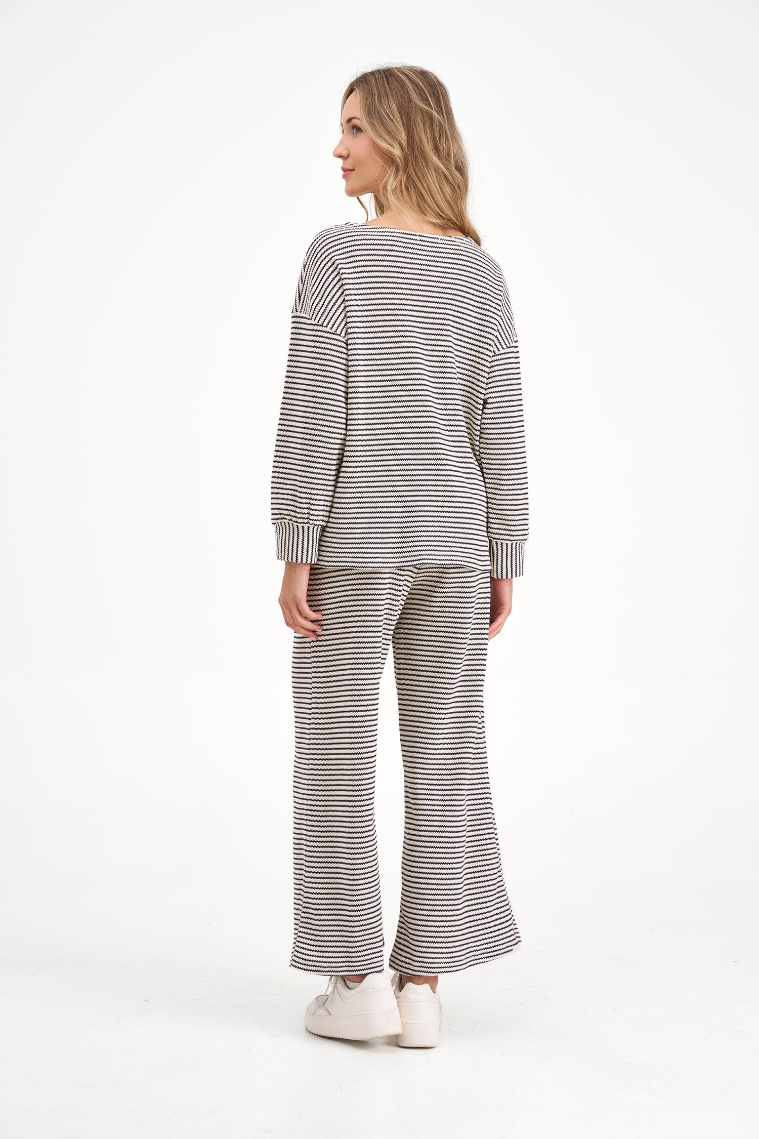 Women's Knit Sweatshirt